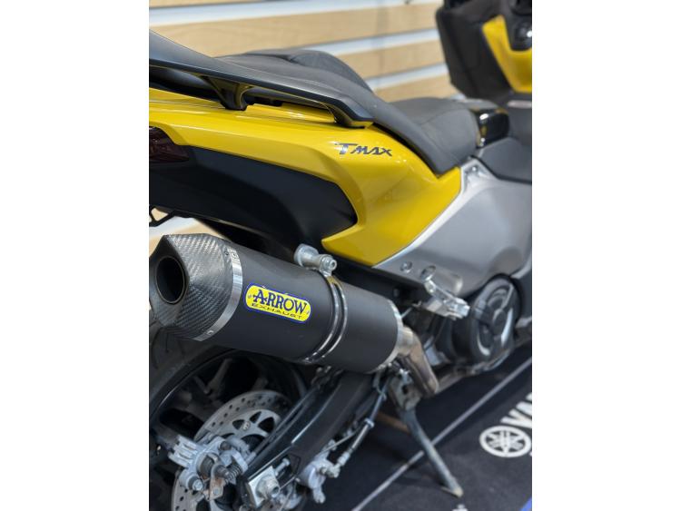YAMAHA T-MAX 560