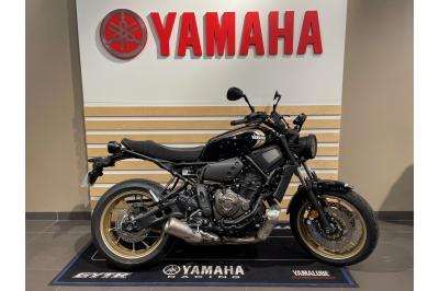 YAMAHA XSR 700