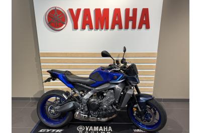 YAMAHA MT-09