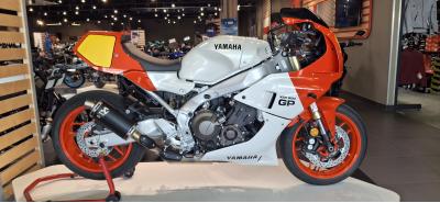 YAMAHA XSR 900 GP