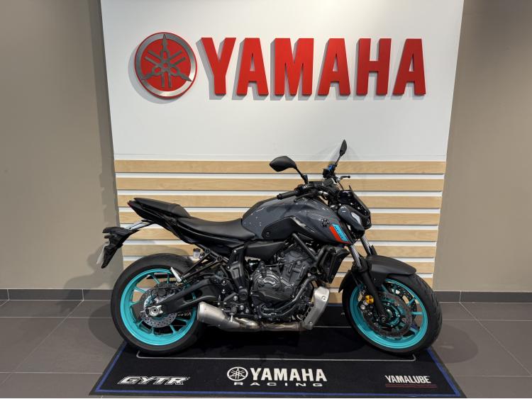 YAMAHA MT-07