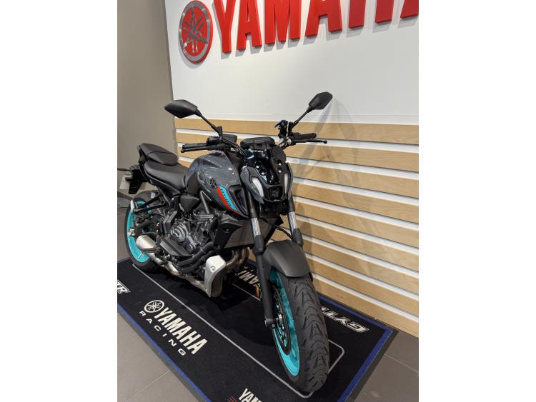 YAMAHA MT-07