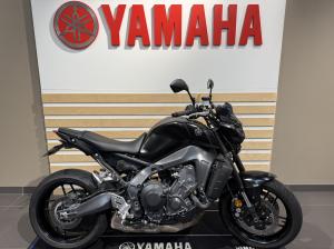 YAMAHA MT-09