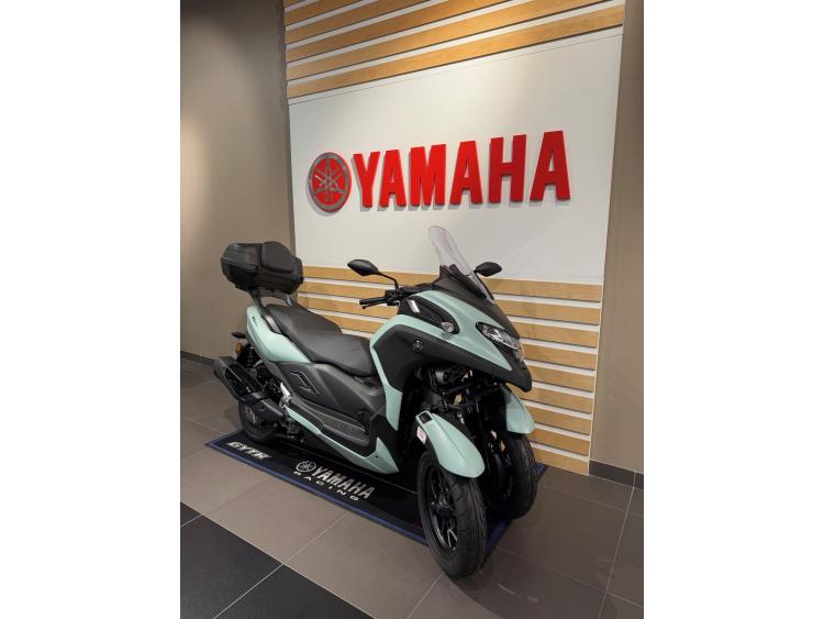 YAMAHA TRICITY 300