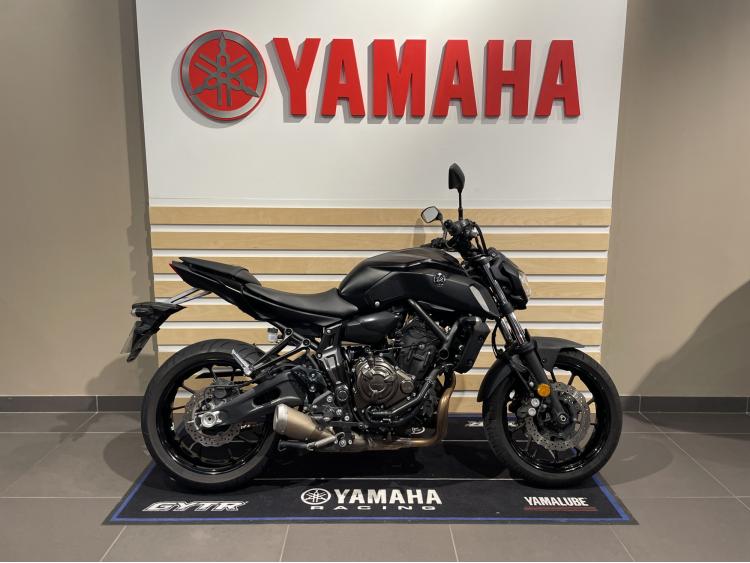 YAMAHA MT-07