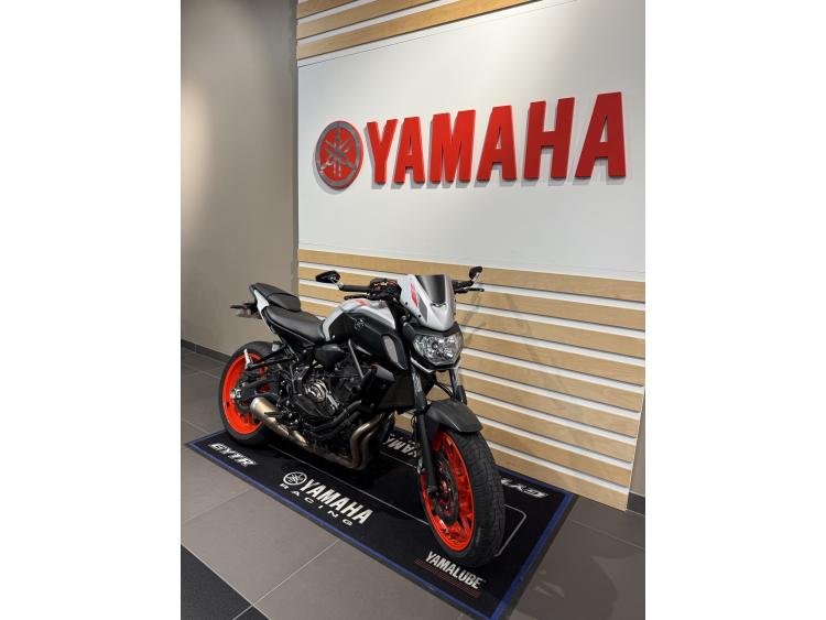 YAMAHA MT-07 (47.5CV)