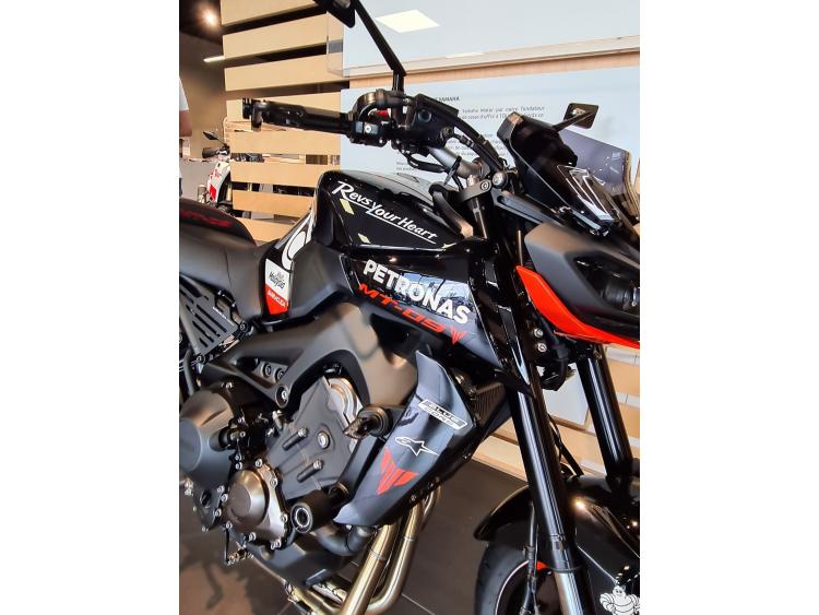 MOTO UNIQUE DEDONCKER MOTOS